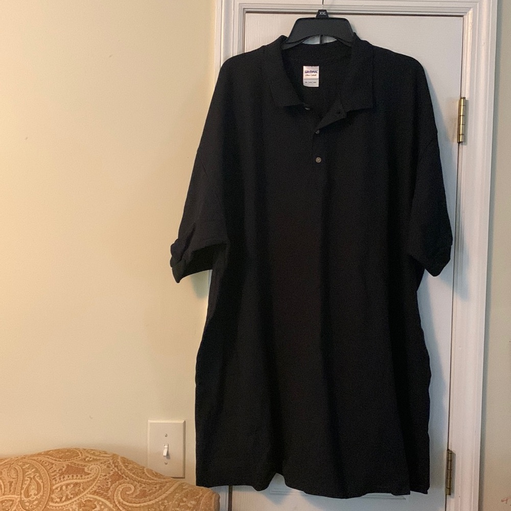 Men knit shirt.